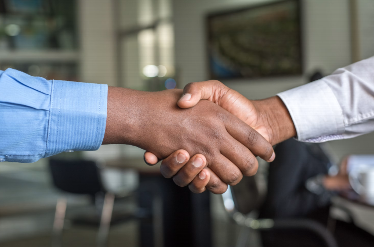How to close B2B deals faster: fixing the last mile of the sale