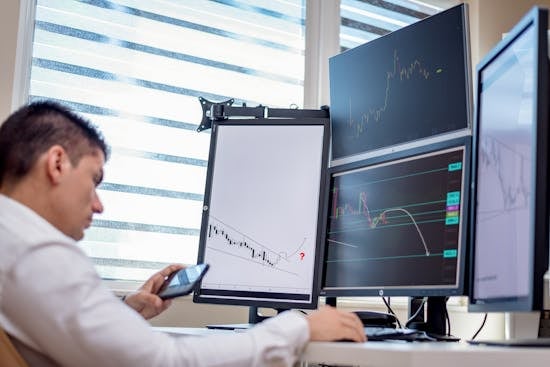 The Shift From Growth-at-All-Costs to Sustainable Profitability in Modern Investing